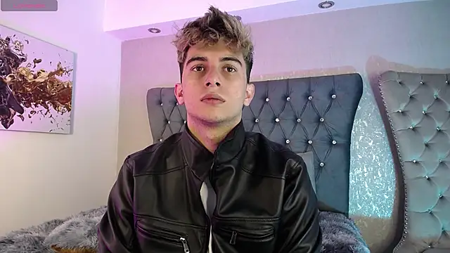 Snapshot of MrWilliseo chatting on September 15, 7:59 pm MrWilliseo online show from September 15, 7:59 pm