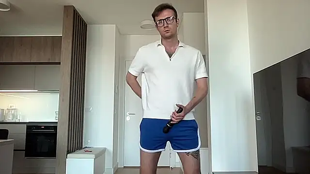 cute mark online show from July 4, 7:00 am
