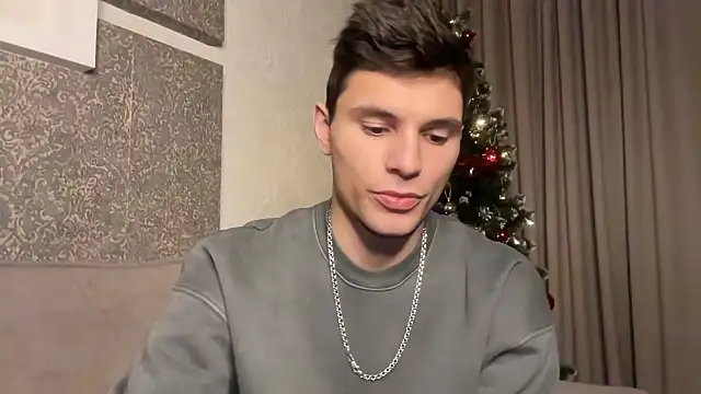 denlover1 online show from December 13, 2:05 pm