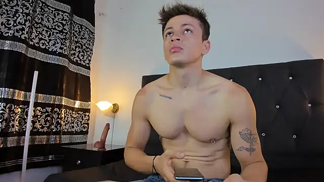 Angel Cuervo online show from February 21, 12:39 pm