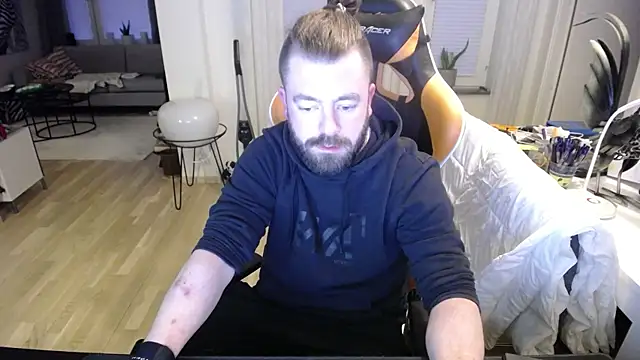 Sebuleczek online show from February 28, 4:31 pm