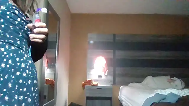 Youcunn online show from October 17, 6:50 am