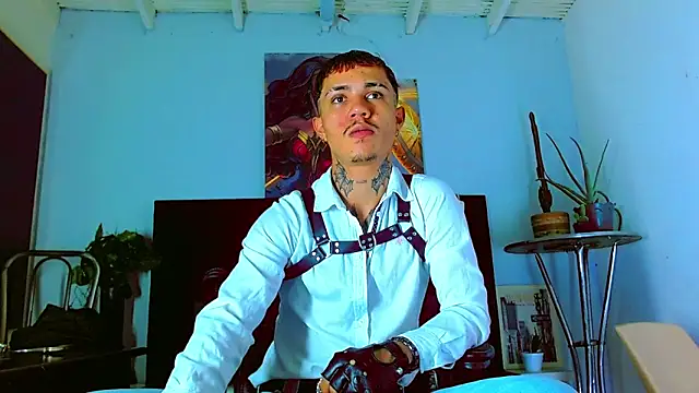 HannibalLester online show from February 7, 5:47 am