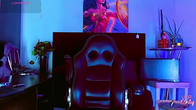 HannibalLester online show from February 6, 4:42 am