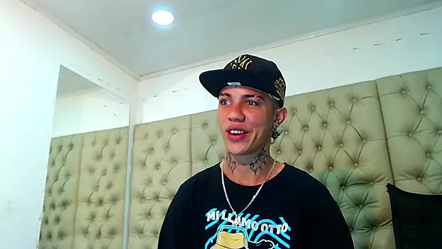 HannibalLester online show from December 31, 7:31 am