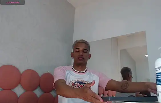 AbrahanBratz online show from January 10, 9:53 pm