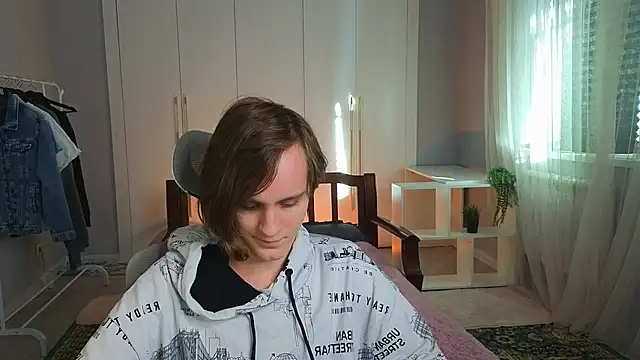 nikompell online show from March 17, 2:30 am