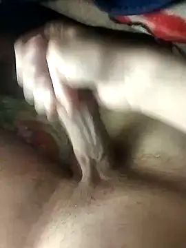 Snapshot of Imtoop22cm chatting on December 20, 2:41 am Imtoop22cm online show from December 20, 2:41 am