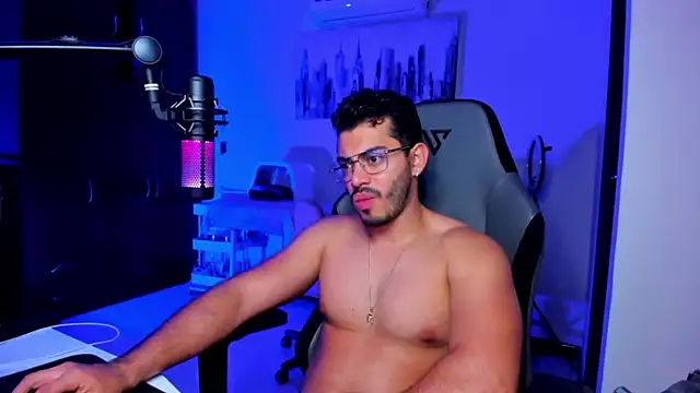 BrunoD31 online show from November 3, 4:27 am