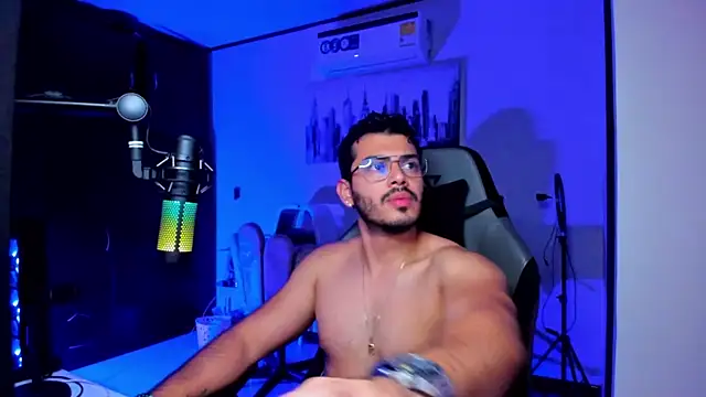 BrunoD31 online show from November 25, 3:52 am