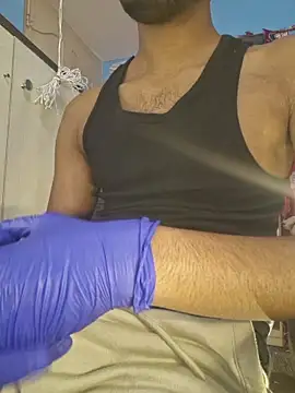 KissesBoyAD online show from March 6, 7:00 pm