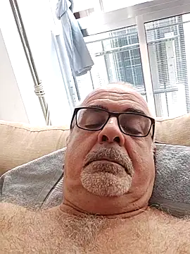 Satiro Sevilla online show from September 15, 5:14 pm