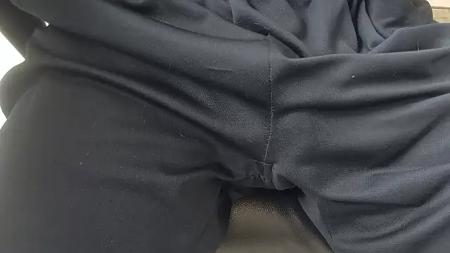 Snapshot of ken-pon chatting on October 31, 5:31 am ken-pon online show from October 31, 5:31 am