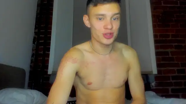 Snapshot of hornyadamsex chatting on October 23, 6:00 pm hornyadamsex online show from October 23, 6:00 pm