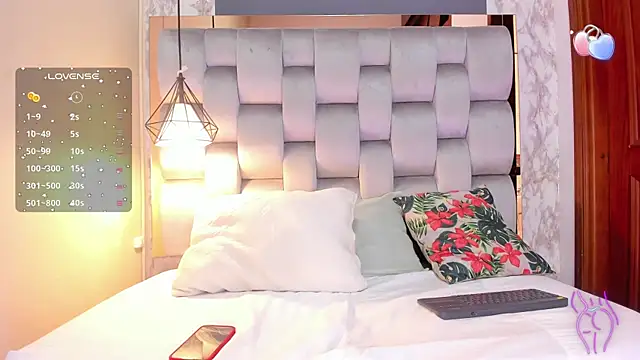 Snapshot of ander_deimond_ chatting on December 4, 1:09 pm ander deimond  online show from December 4, 1:09 pm