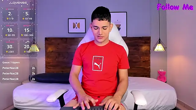 Snapshot of ander_deimond_ chatting on February 11, 2:24 pm ander deimond  online show from February 11, 2:24 pm