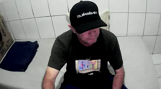 pierdona online show from February 26, 8:31 pm