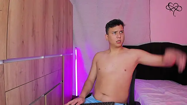 ANDREZALVAREZ online show from January 14, 11:41 pm