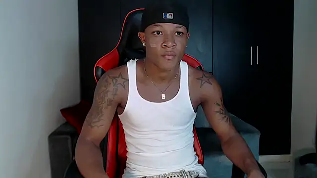 Snapshot of Alid_17 chatting on March 1, 6:43 pm Alid 17 online show from March 1, 6:43 pm