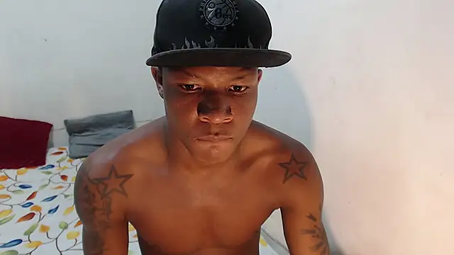 Snapshot of Alid_17 chatting on December 9, 12:34 am Alid 17 online show from December 9, 12:34 am