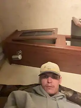 Snapshot of devinshd chatting on October 24, 5:53 am devinshd online show from October 24, 5:53 am