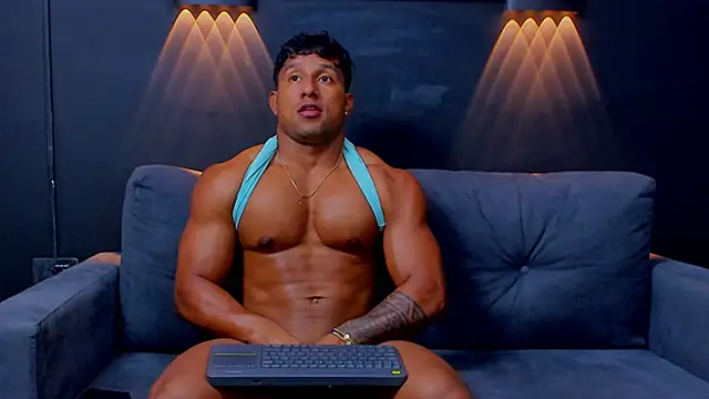 CallumMuscle online show from March 5, 3:30 am