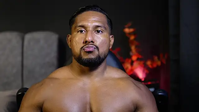 CallumMuscle online show from November 6, 1:36 pm