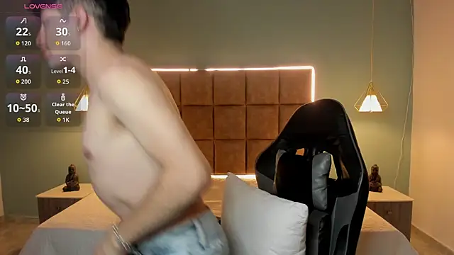 AlejooTwink online show from May 27, 3:58 am