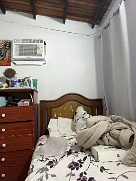 Leo bunny hot online show from October 19, 8:45 pm