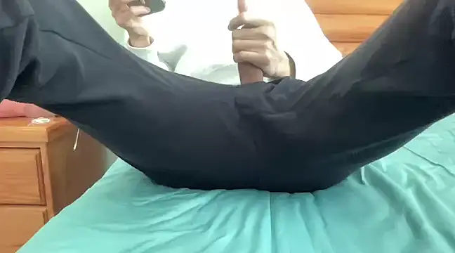 Snapshot of kimkim123123 chatting on January 25, 2:26 am kimkim123123 online show from January 25, 2:26 am