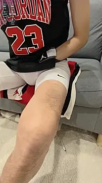 Snapshot of kimkim123123 chatting on February 27, 10:26 am kimkim123123 online show from February 27, 10:26 am