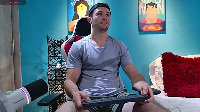 AxelFairchaild online show from February 8, 3:21 pm