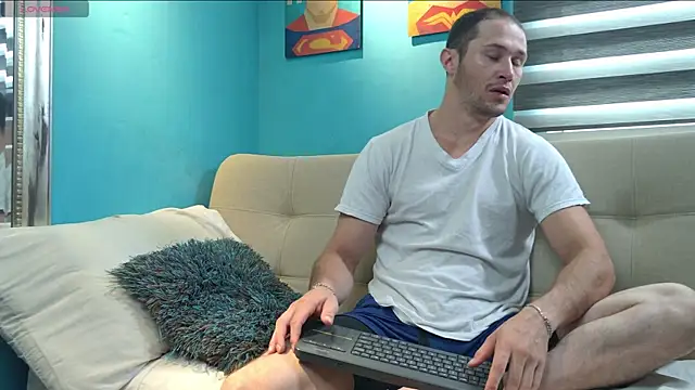 AxelFairchaild online show from October 21, 1:58 pm