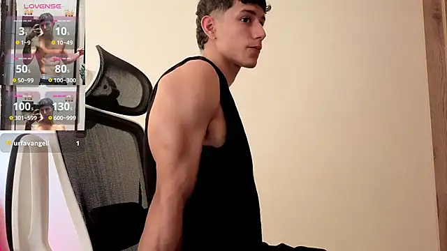 Snapshot of Cristopher23_ chatting on October 22, 3:05 pm Cristopher23  online show from October 22, 3:05 pm