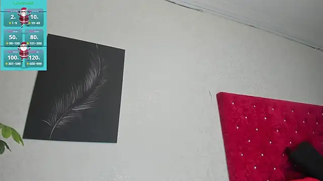 Snapshot of Cristopher23_ chatting on December 21, 8:10 pm Cristopher23  online show from December 21, 8:10 pm