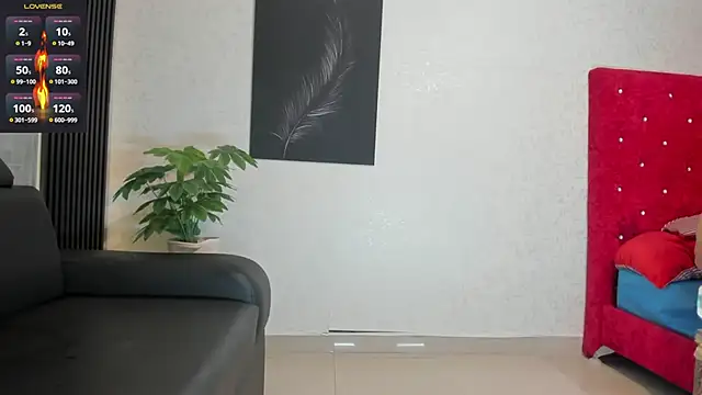 Snapshot of Cristopher23_ chatting on December 3, 8:06 pm Cristopher23  online show from December 3, 8:06 pm
