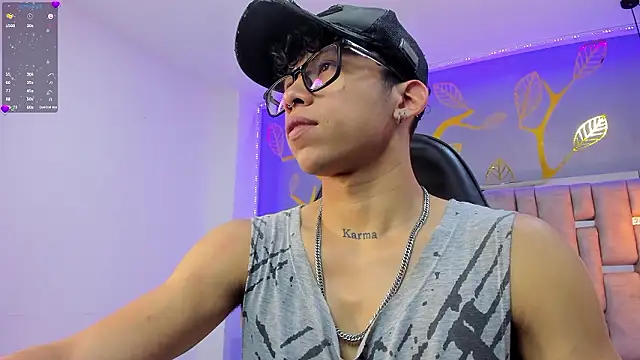 AkazaBoy  online show from December 4, 4:10 am