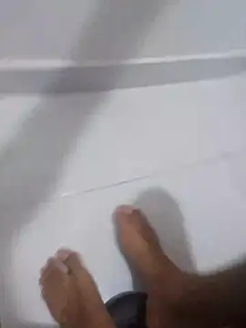 alvaroenriqe23 online show from October 25, 7:15 pm