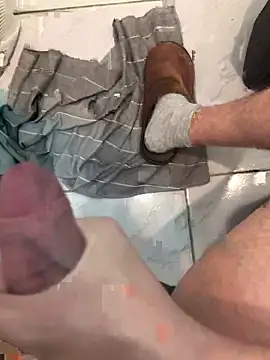Gutinhoxx online show from June 17, 5:37 pm