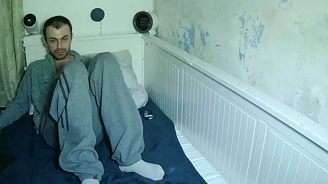 Snapshot of addicktedGT chatting on September 14, 2:46 am addicktedGT online show from September 14, 2:46 am