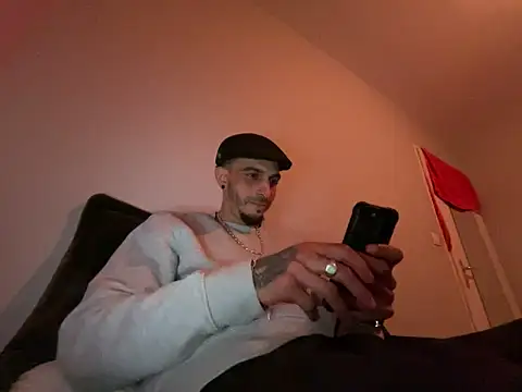 Rebeu313 online show from March 23, 9:32 pm