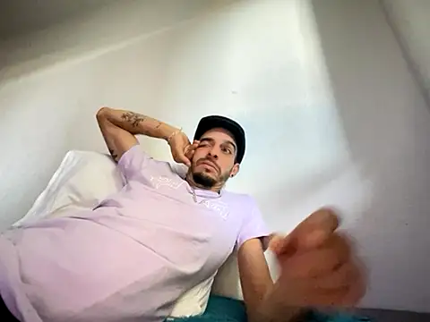 Rebeu313 online show from November 12, 10:21 am