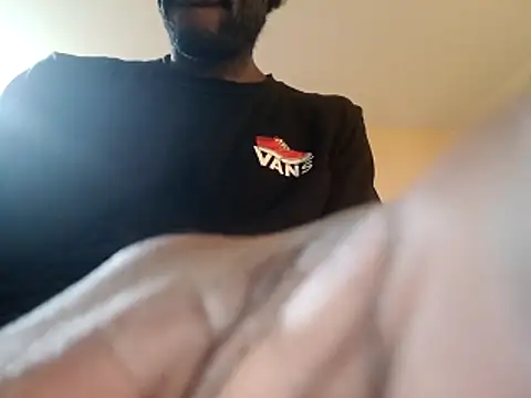 DevinToore online show from October 19, 5:34 am