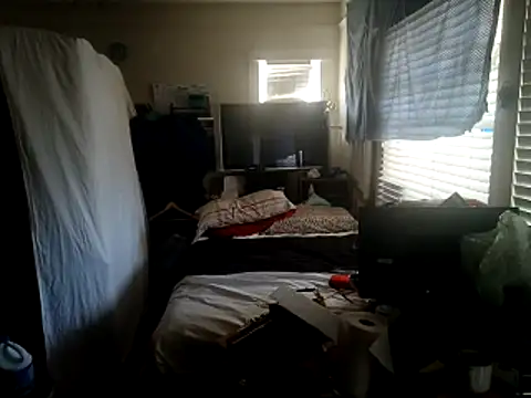 DevinToore online show from October 14, 6:26 pm