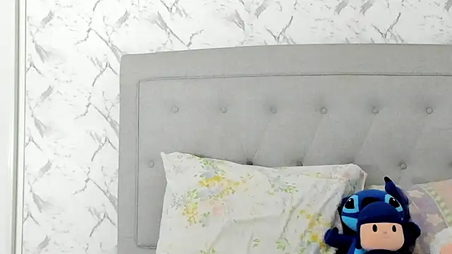 luigiferrara online show from December 13, 9:09 pm