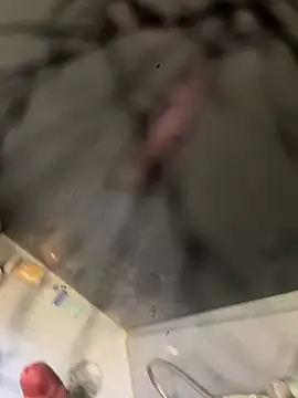 Snapshot of lescro95_ chatting on October 7, 3:05 pm lescro95  online show from October 7, 3:05 pm