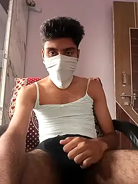 Snapshot of xxxgayroy12 chatting on December 24, 10:44 am xxxgayroy12 online show from December 24, 10:44 am