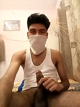 Snapshot of xxxgayroy12 chatting on February 22, 5:53 pm xxxgayroy12 online show from February 22, 5:53 pm