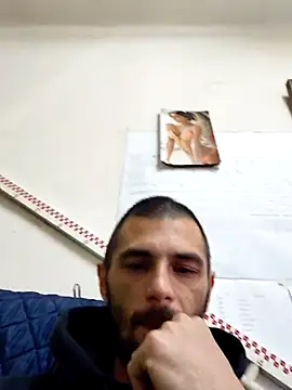 Guy4ladys69 online show from May 11, 6:26 am