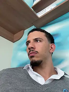 Snapshot of pteno1 chatting on December 11, 5:43 pm pteno1 online show from December 11, 5:43 pm